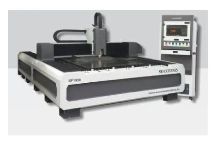 Fiber Laser Metal Cutting Machine (GS 1530)